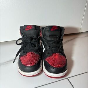 Nike Kids Black and Red High-Top Sneakers with Crackle Red Toe